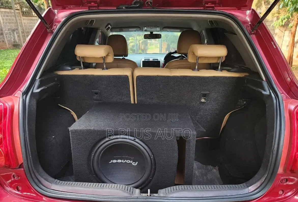 Toyota Auris 2007 Maroon