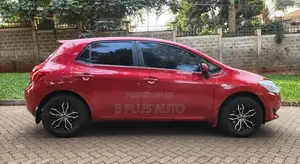 Toyota Auris 2007 Maroon
