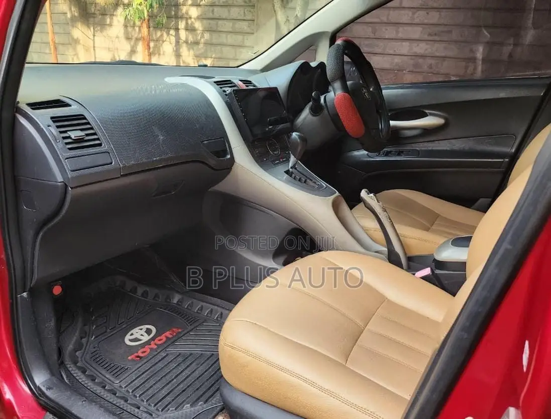 Toyota Auris 2007 Maroon