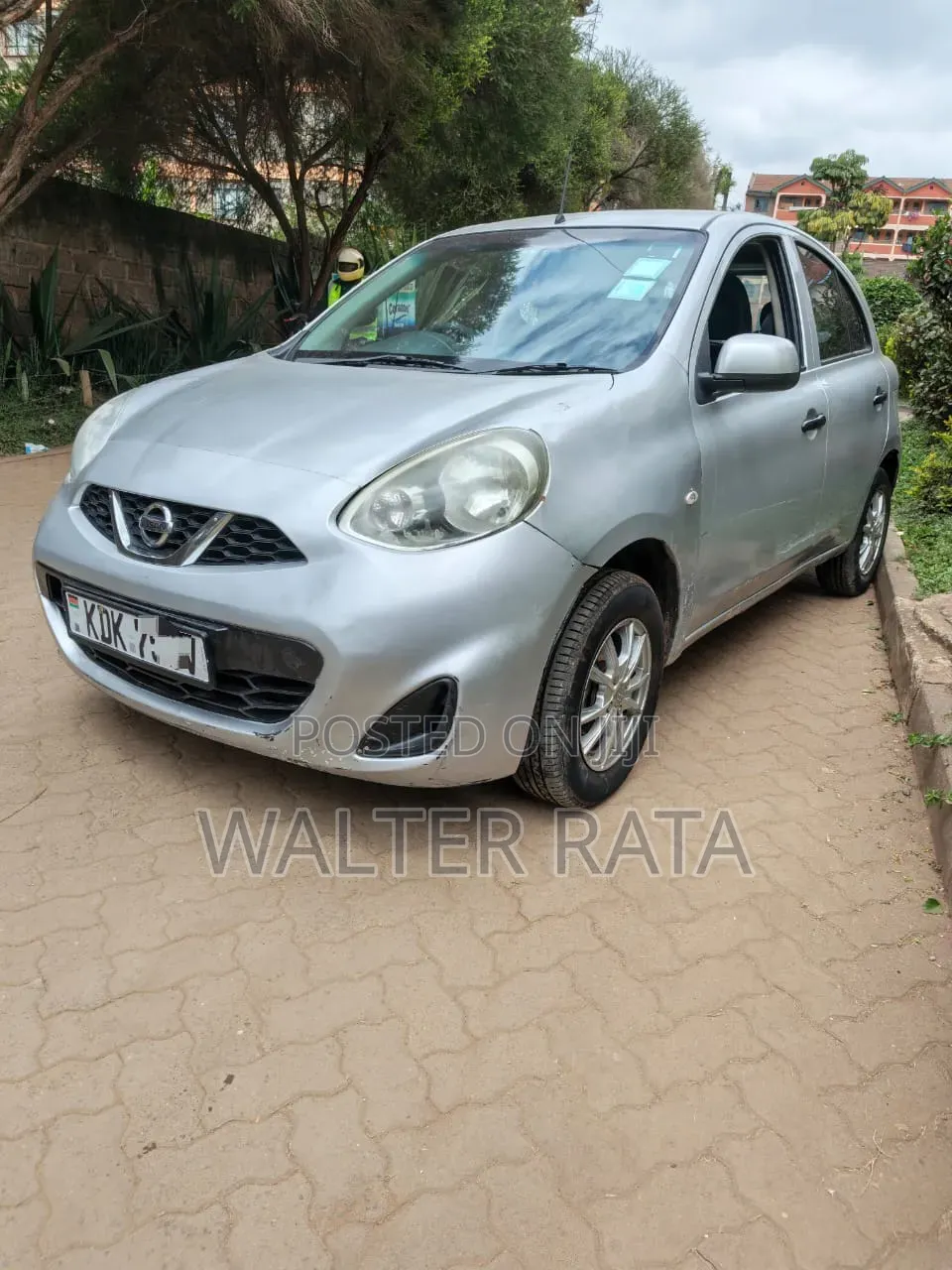 Nissan March 2015 Silver