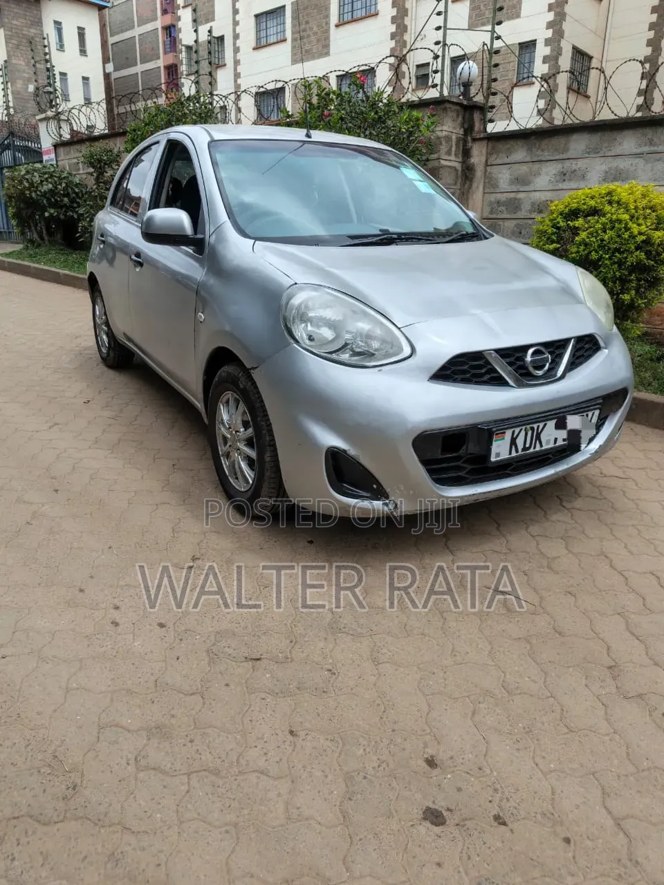 Nissan March 2015 Silver