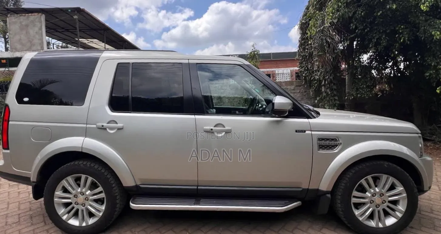 Land Rover Discovery 2014 Silver