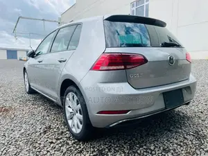 Volkswagen Golf 2019 Gray