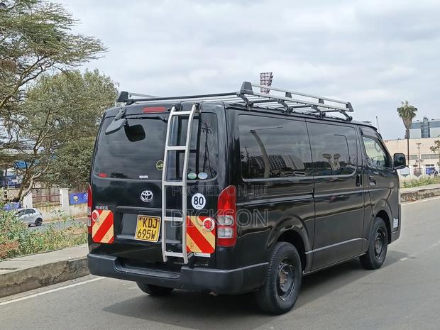 Toyota HiAce 2015 Black - thumbnail 6