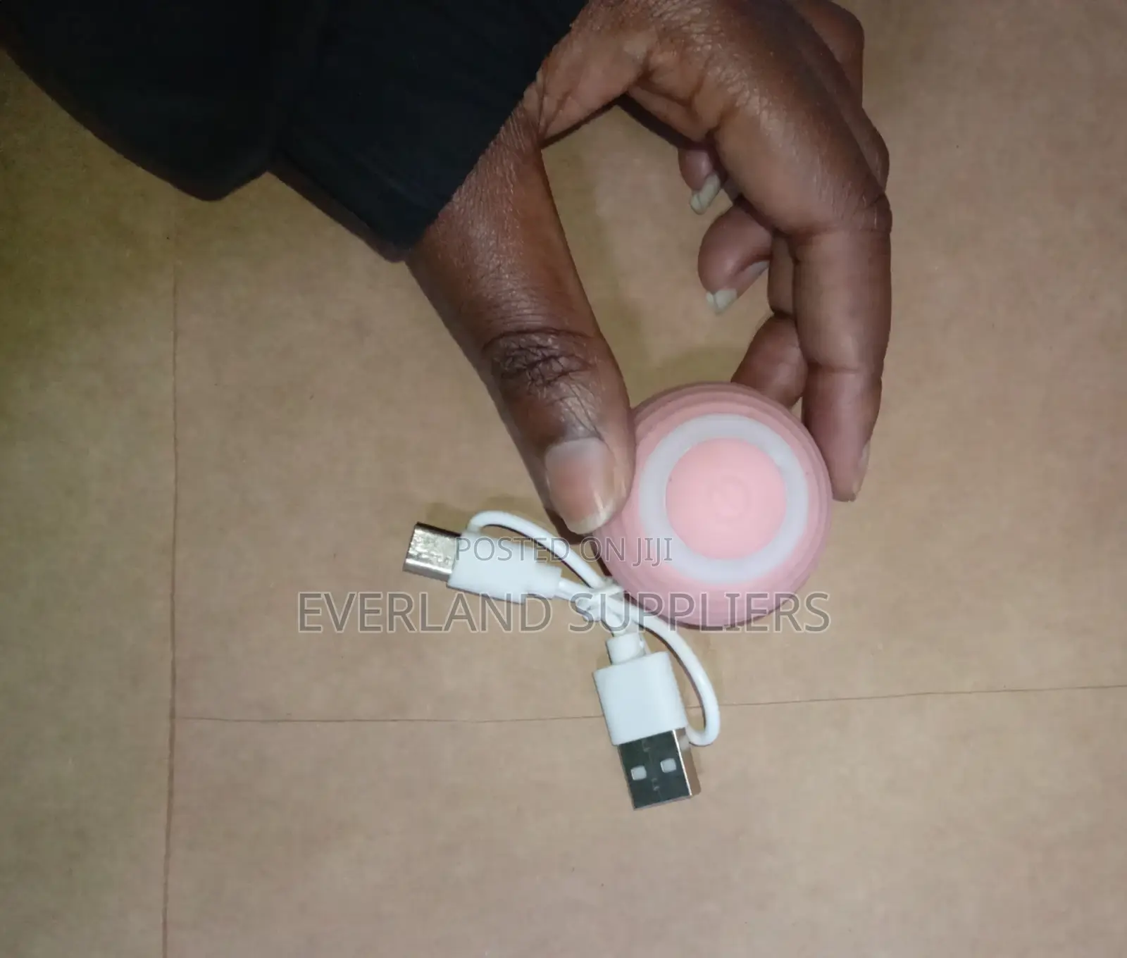 Smart Rolling Gravitational Ball Toy for Cats