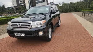 Toyota Land Cruiser Prado 2014