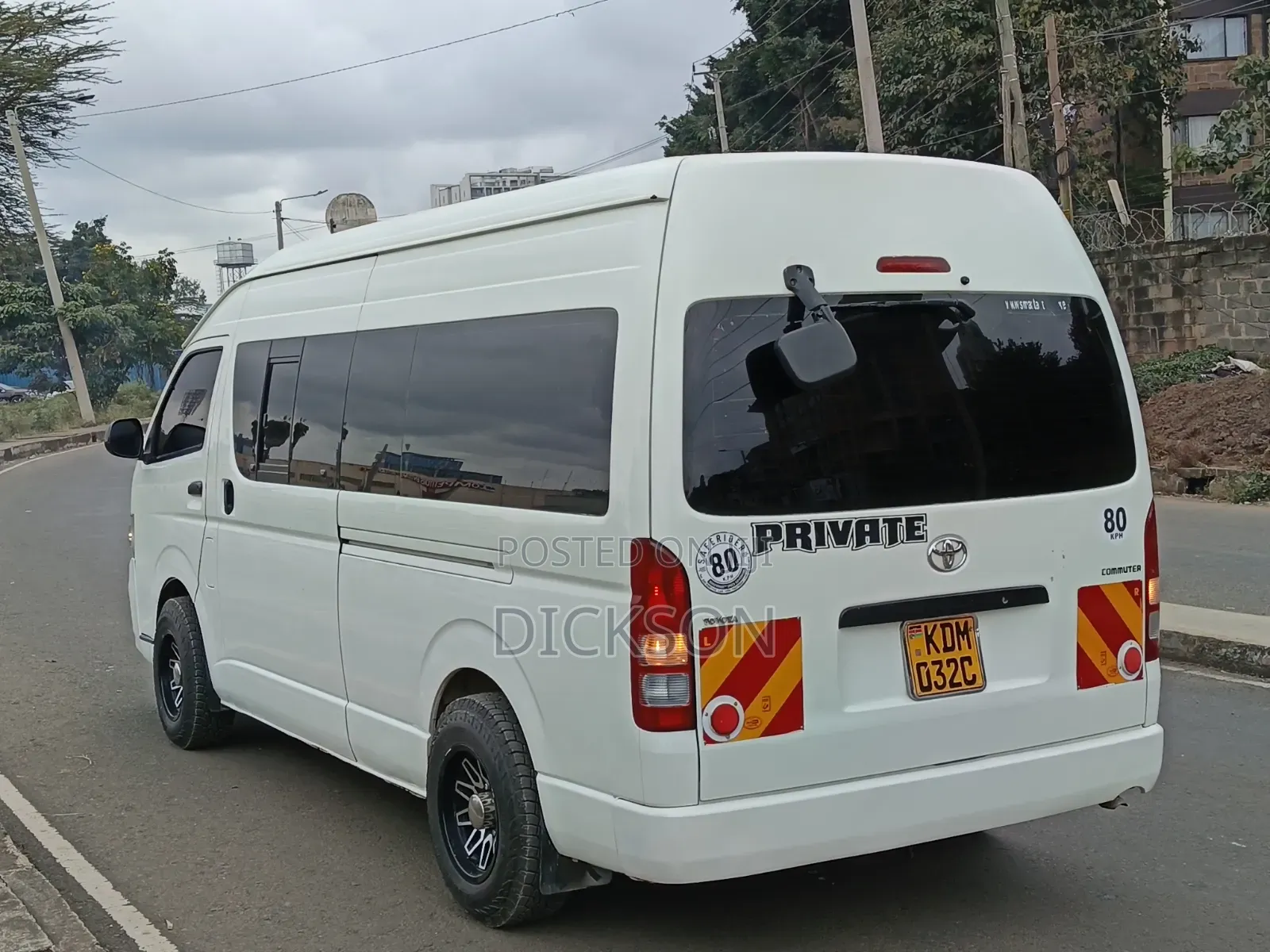 Toyota HiAce 2015 White