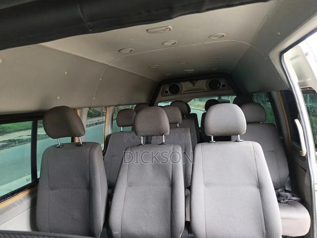 Toyota HiAce 2015 White - thumbnail 10