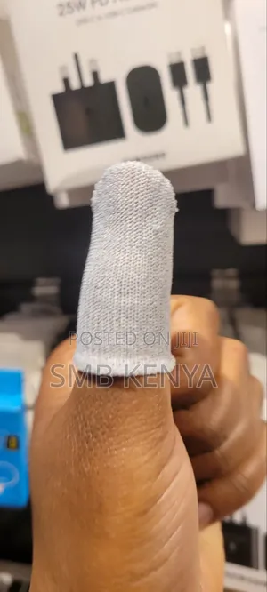 Anti-Sweat Gaming Finger Sleeves