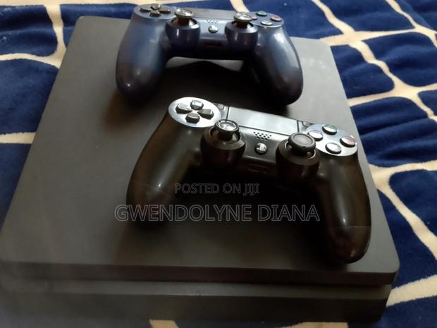 Ps4 Console