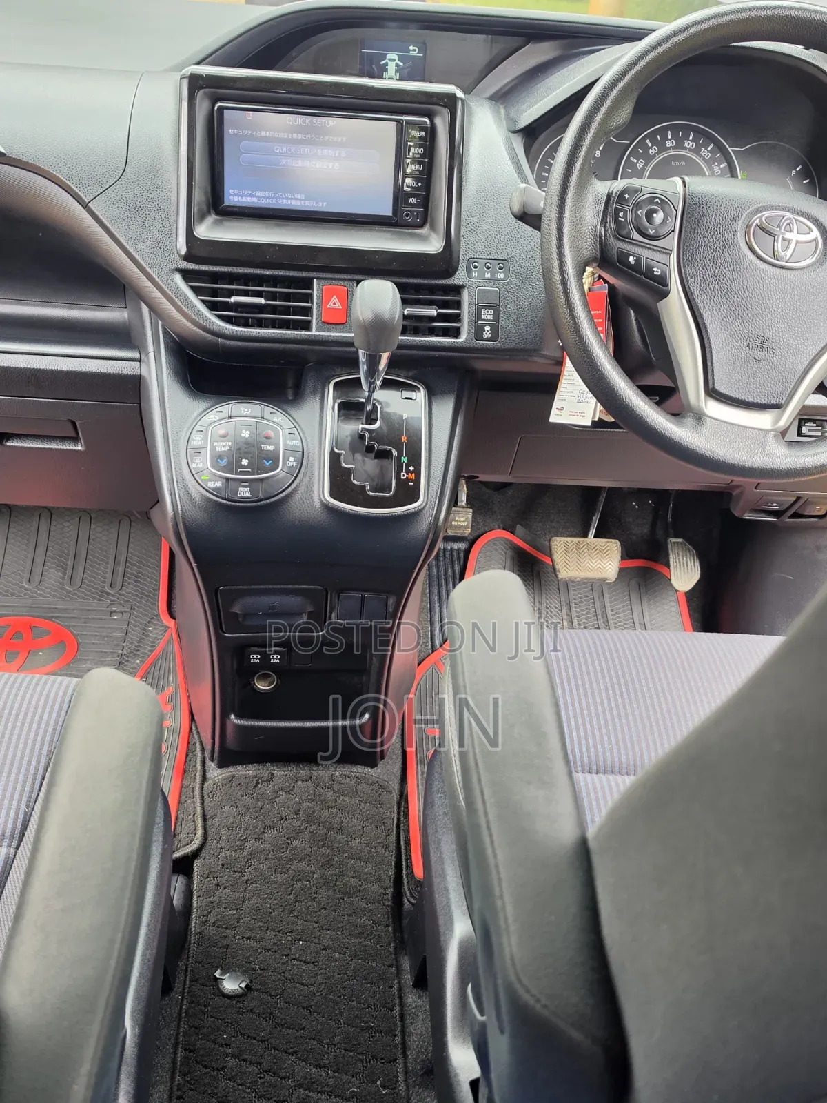 Toyota Noah 2018 Burgundy