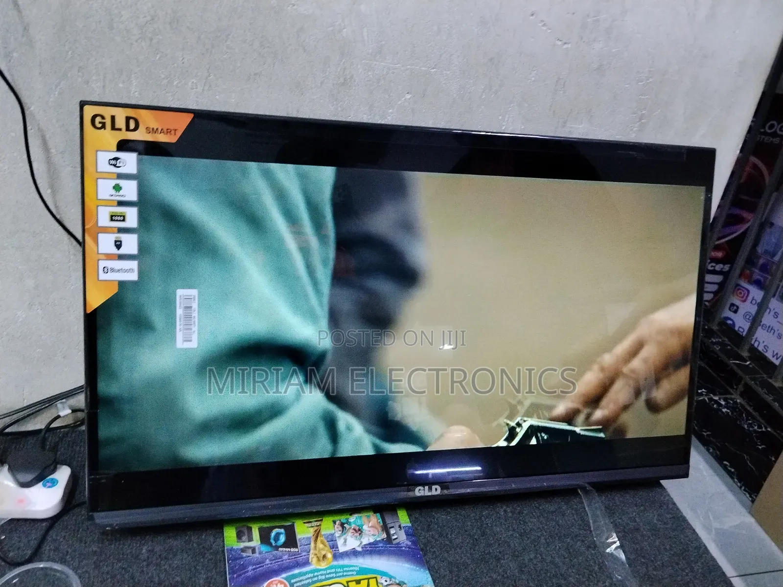 GLD 32" Smart Frameless Hd TV