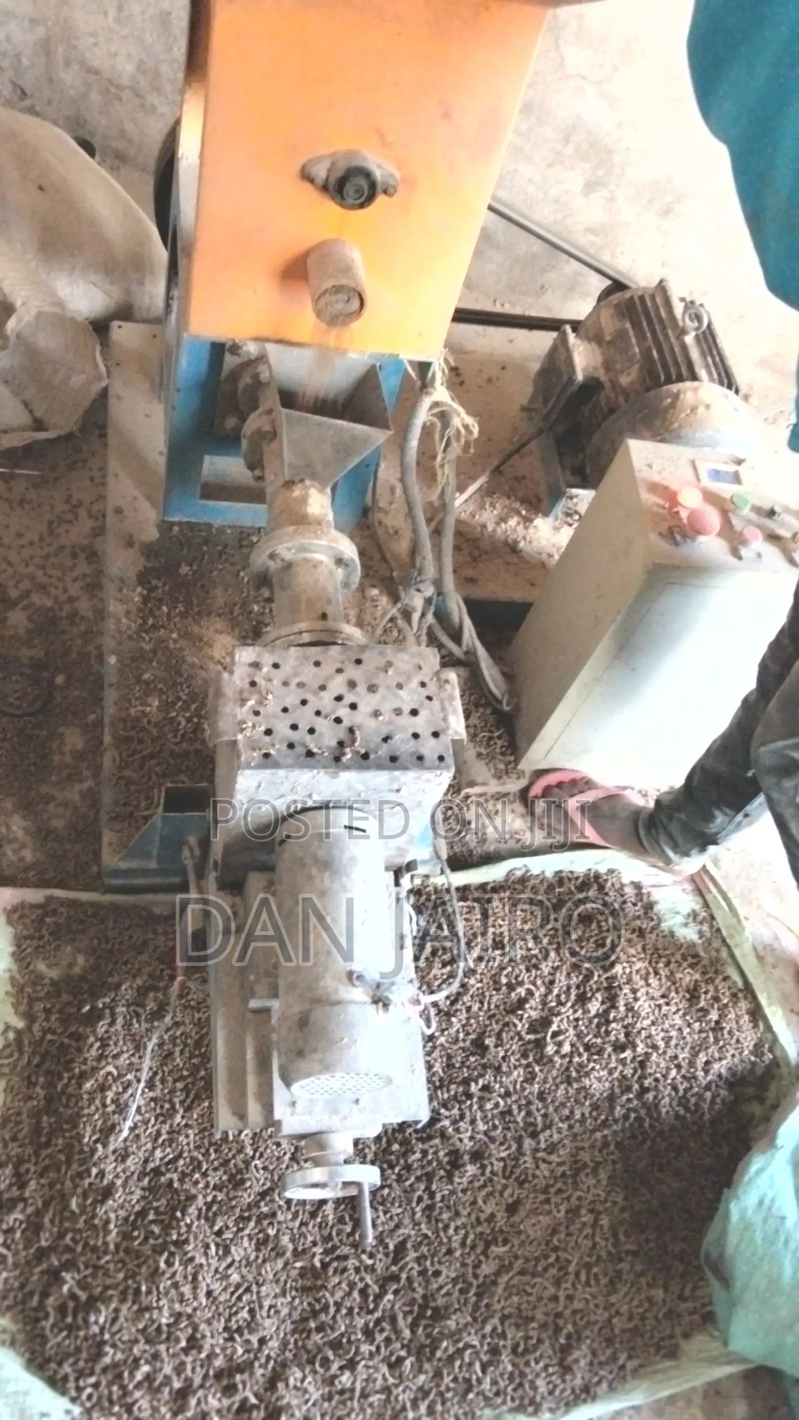 Food Pellets for Poultry and Fish Available in Kisumu