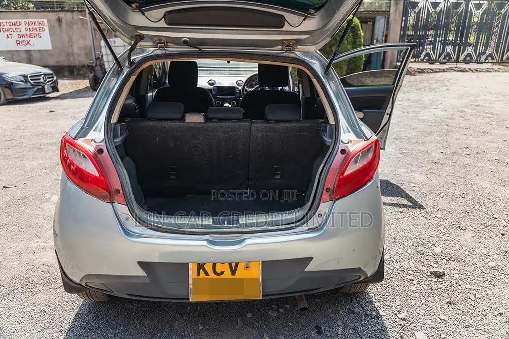 Mazda Demio 2012 Blue