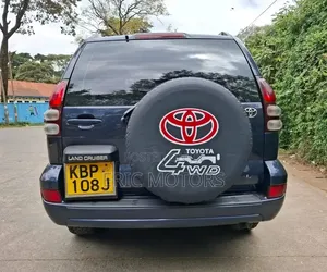 Toyota Land Cruiser Prado 2005 Blue