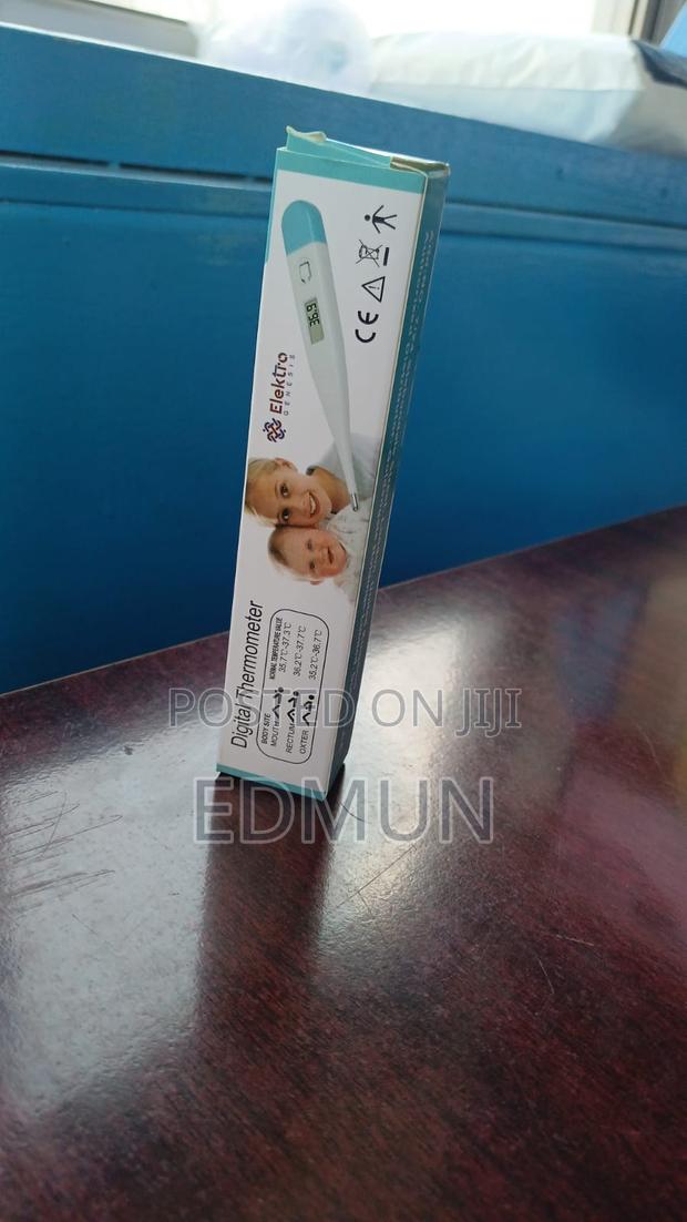 Digital Thermometer - thumbnail 4