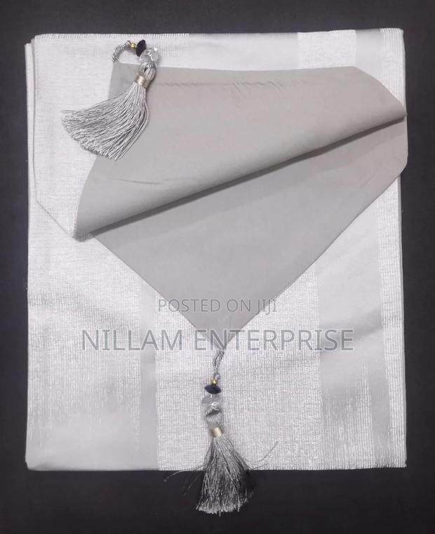 35*210cm Jacquard Table Runner - thumbnail 2