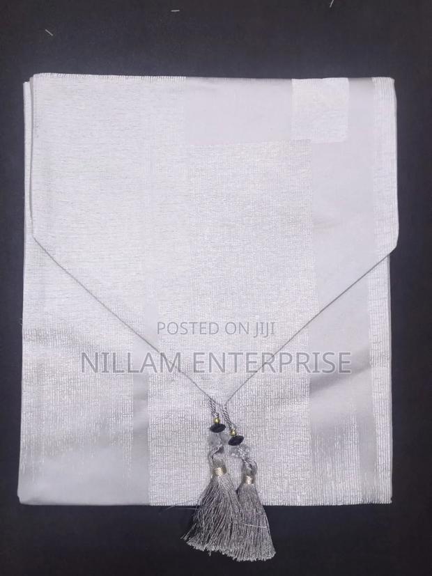 35*210cm Jacquard Table Runner - thumbnail 3