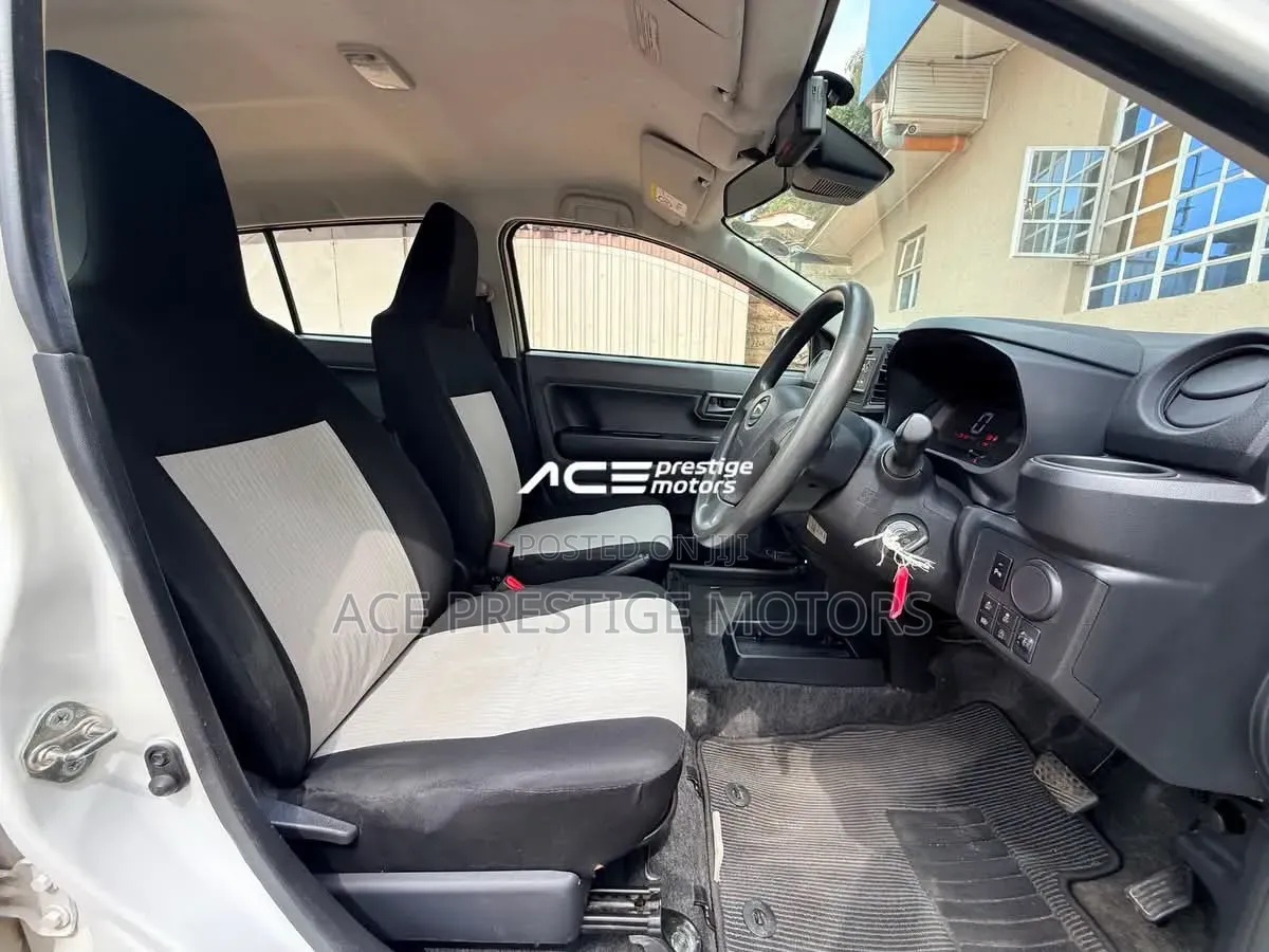 Daihatsu Mira 2019 Silver
