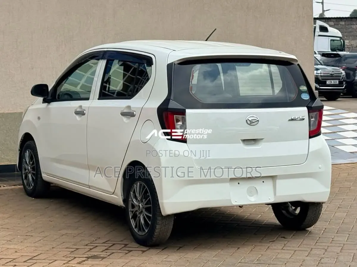 Daihatsu Mira 2019 Silver