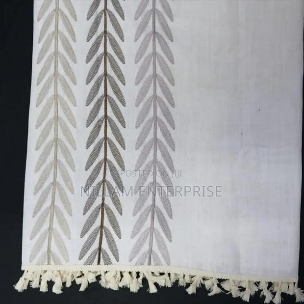 Quality Cotton Table Cloth - thumbnail 3