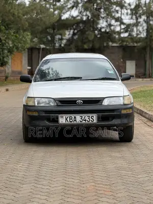 Toyota Corolla 2002 White