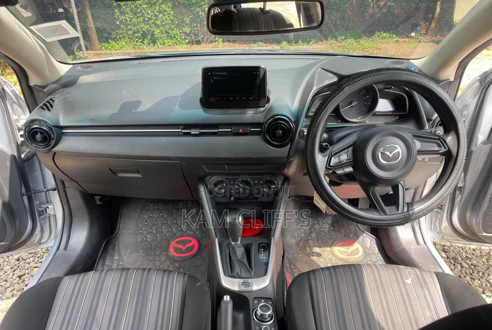 Mazda 2 2020 Silver