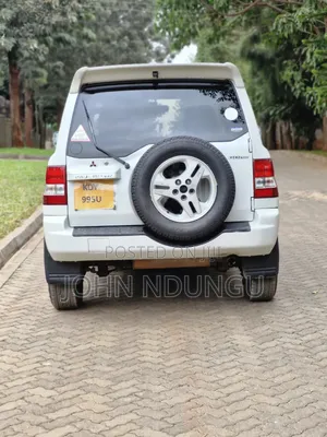 Mitsubishi Pajero 2004 White