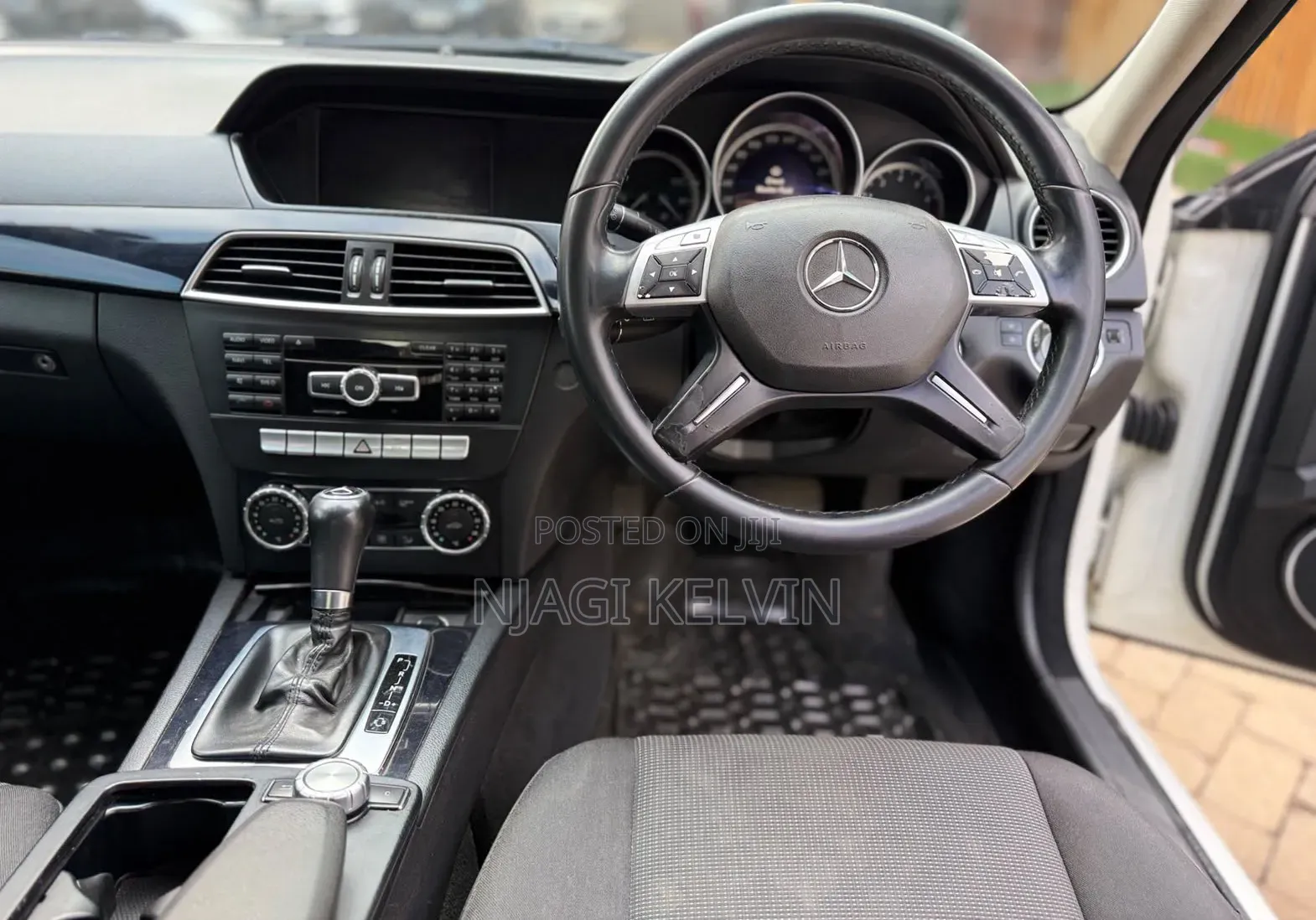 Mercedes-Benz C200 2012 White