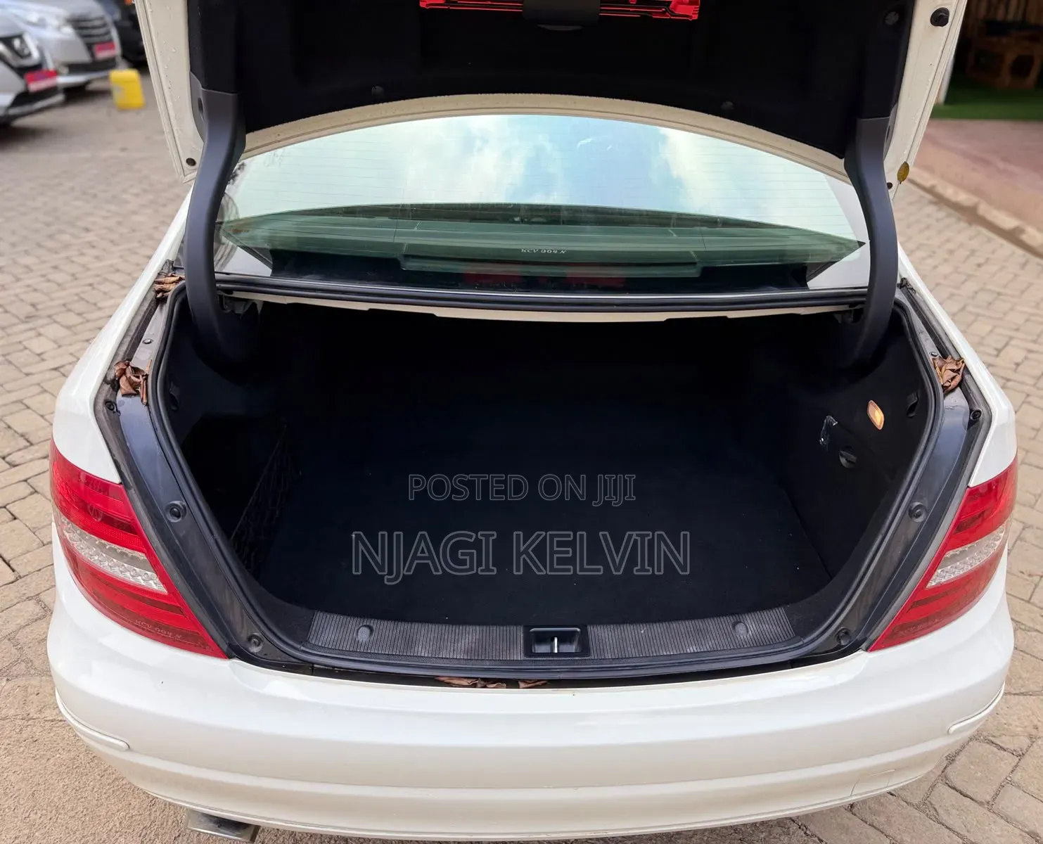 Mercedes-Benz C200 2012 White