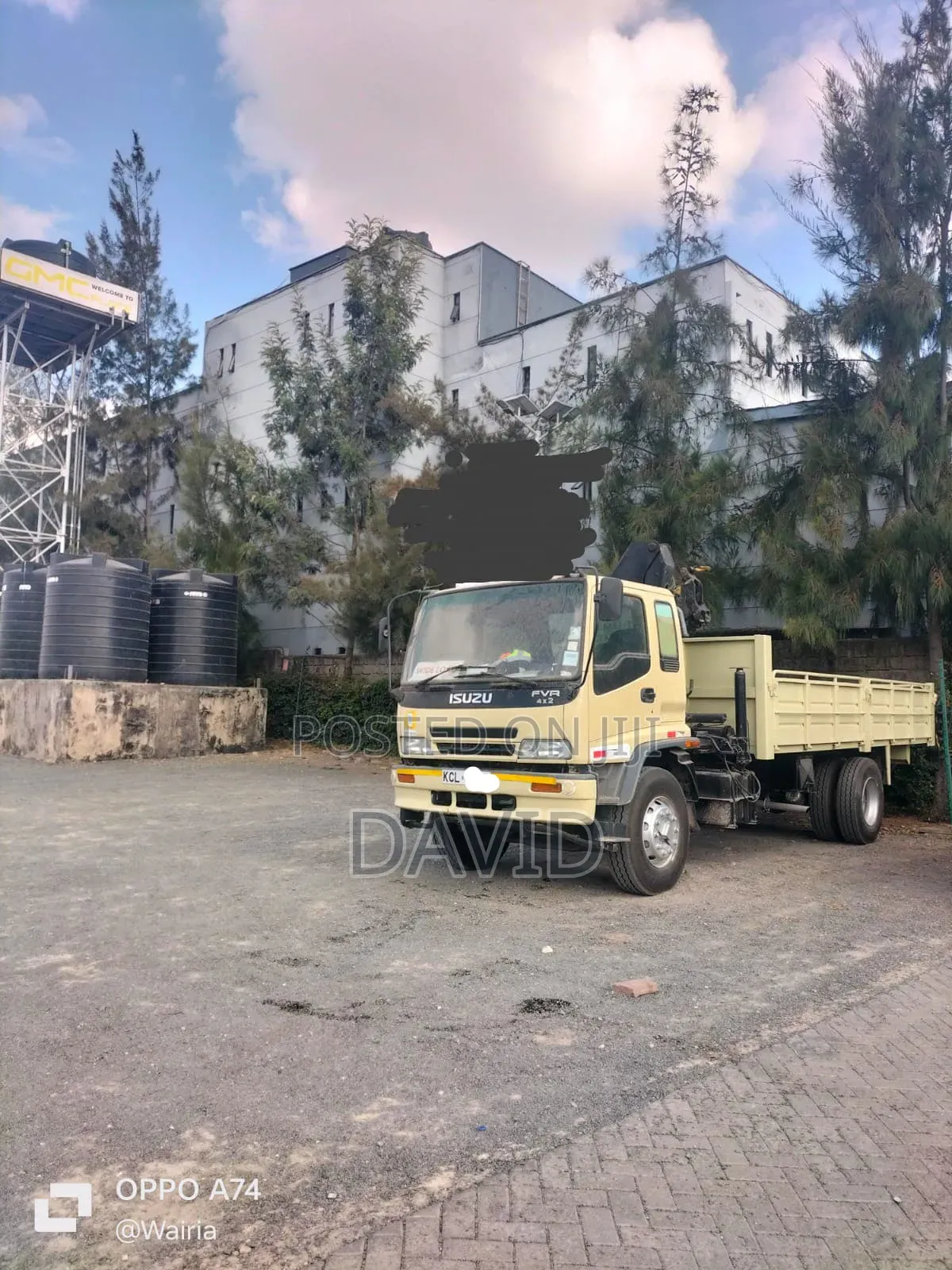 Isuzu FVR 4*2 With Crane