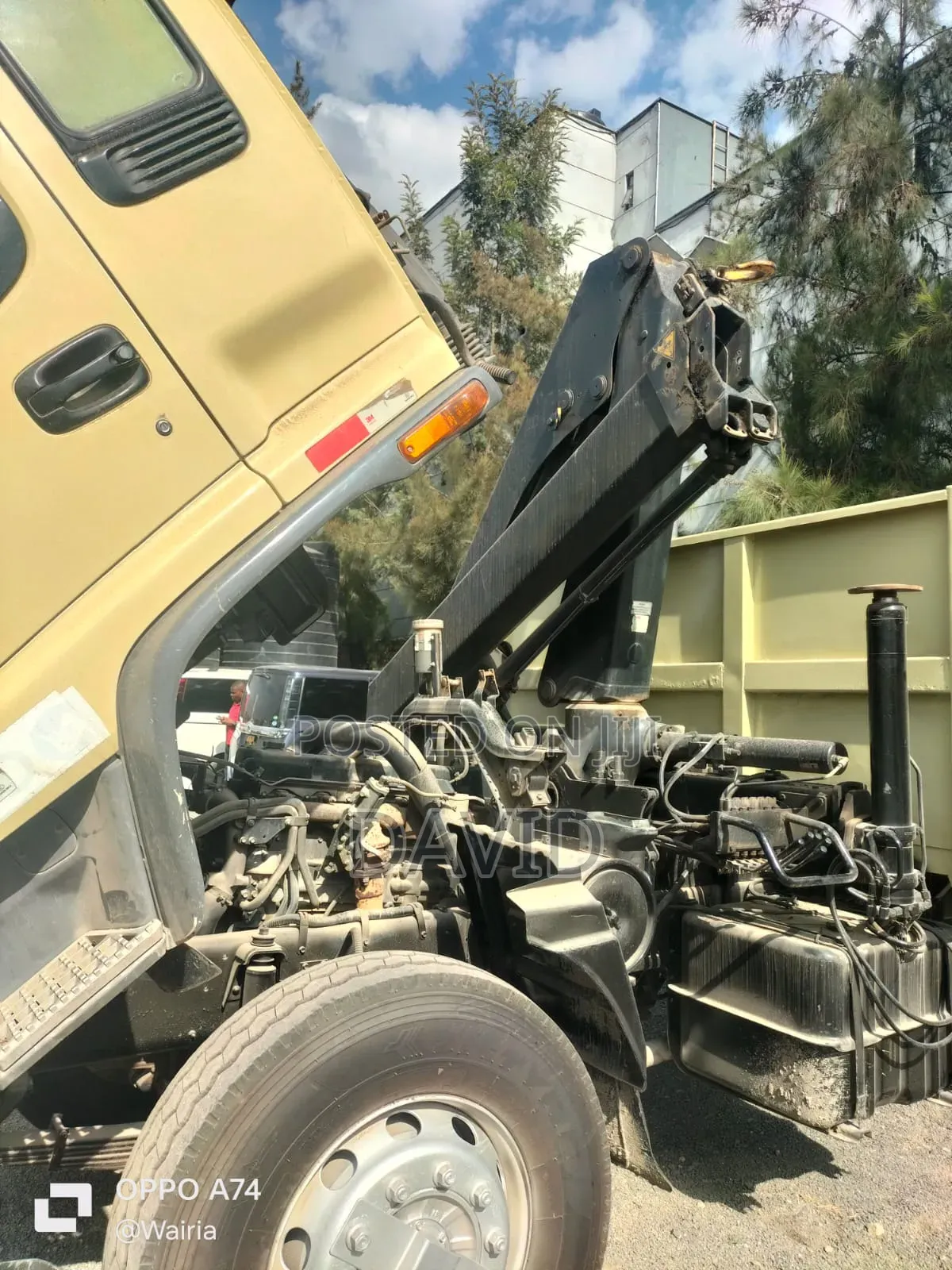 Isuzu FVR 4*2 With Crane