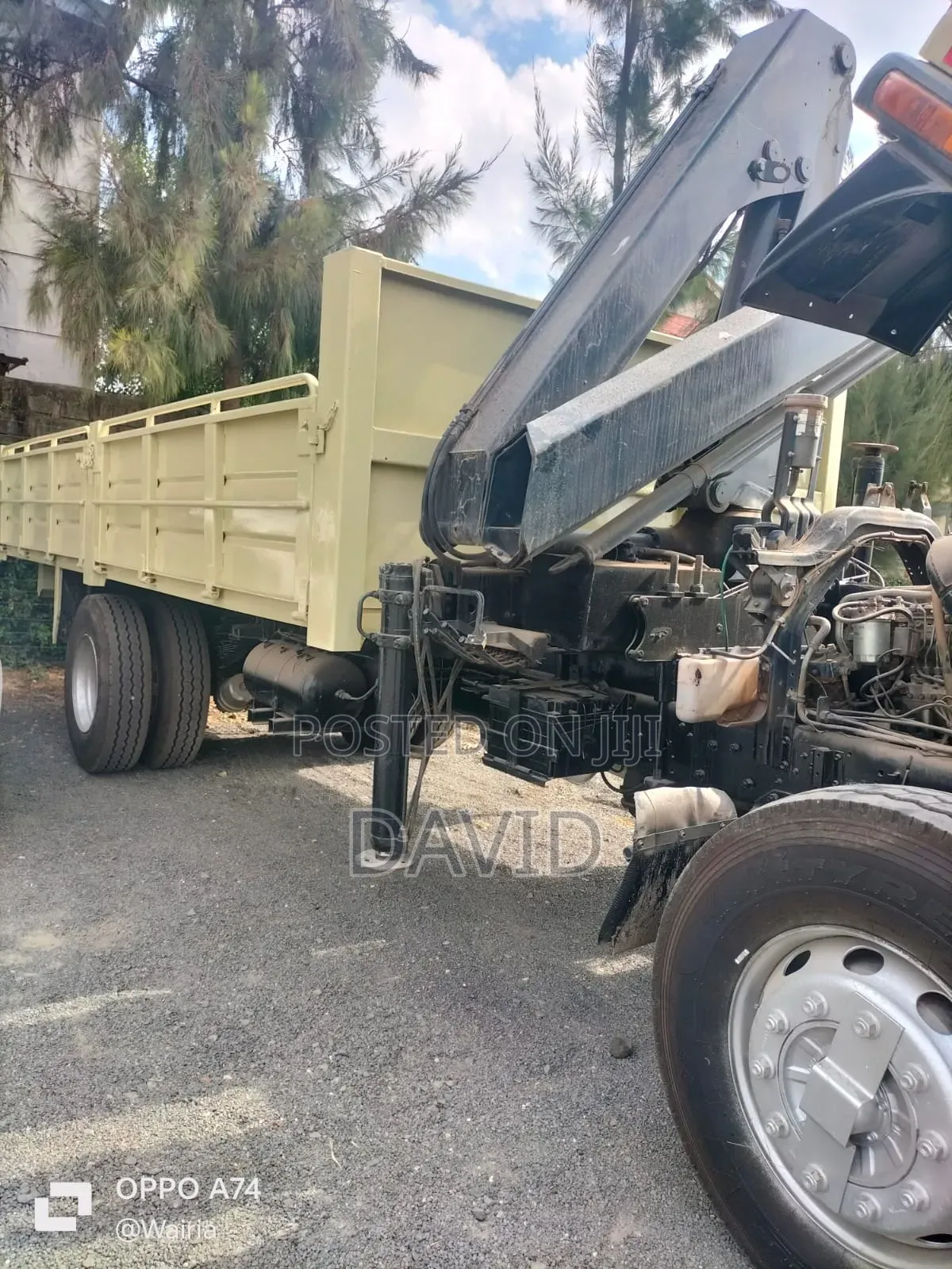 Isuzu FVR 4*2 With Crane
