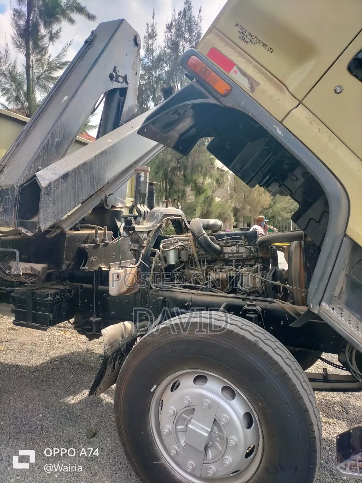 Isuzu FVR 4*2 With Crane