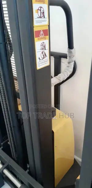 HSES-35 Hisaki Japan SEMI ELECTRIC STACKER 1.5 Tonnes 3.5 Metres Lift