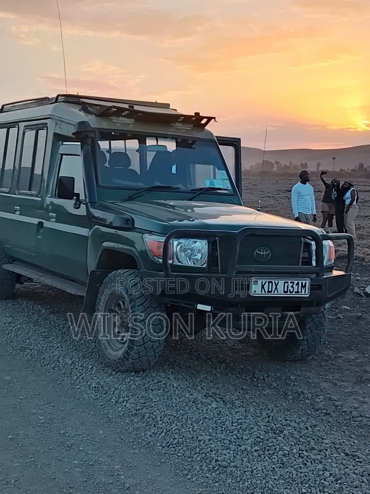 Tours and Travel , Car Hire for Safaris