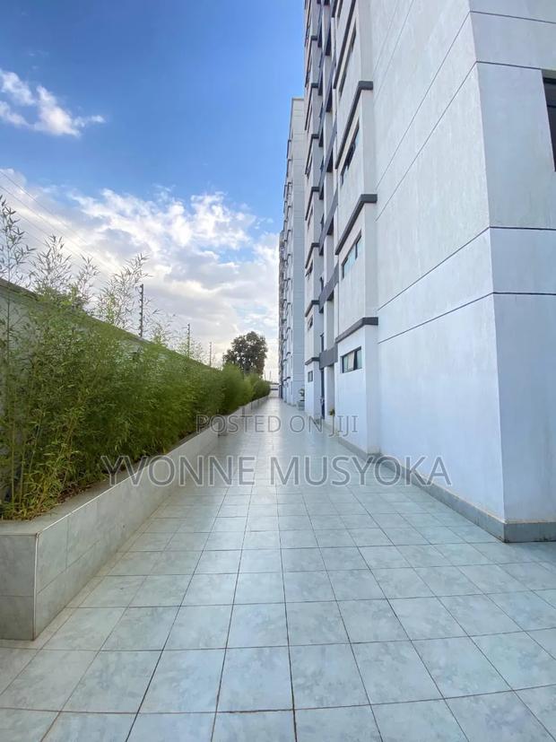 Luxury 1 Bedroom Air BNB Ruaka - thumbnail 19