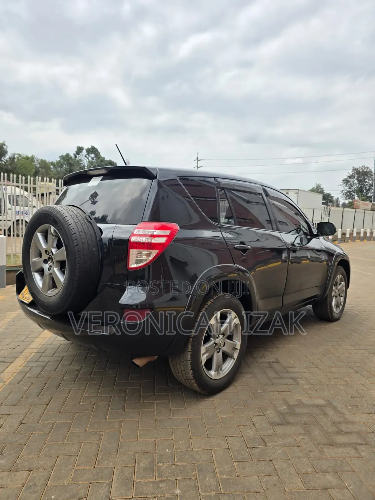 Toyota RAV4 2010 Black