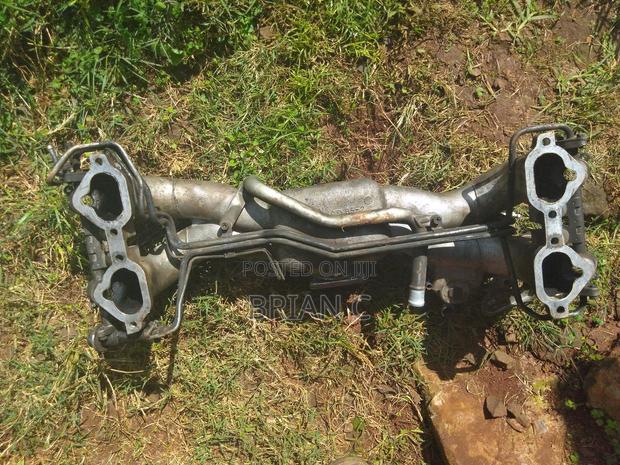 Subaru EJ20 Turbo Manifold and Air Con Pump - thumbnail 2