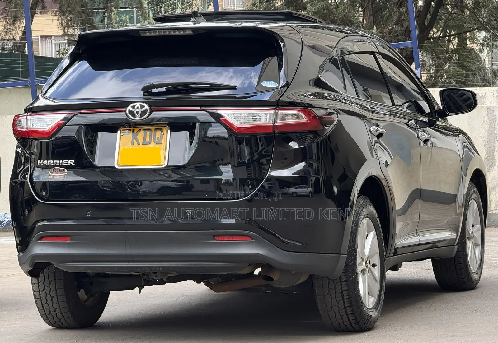 Toyota Harrier 2.0 2018 Black