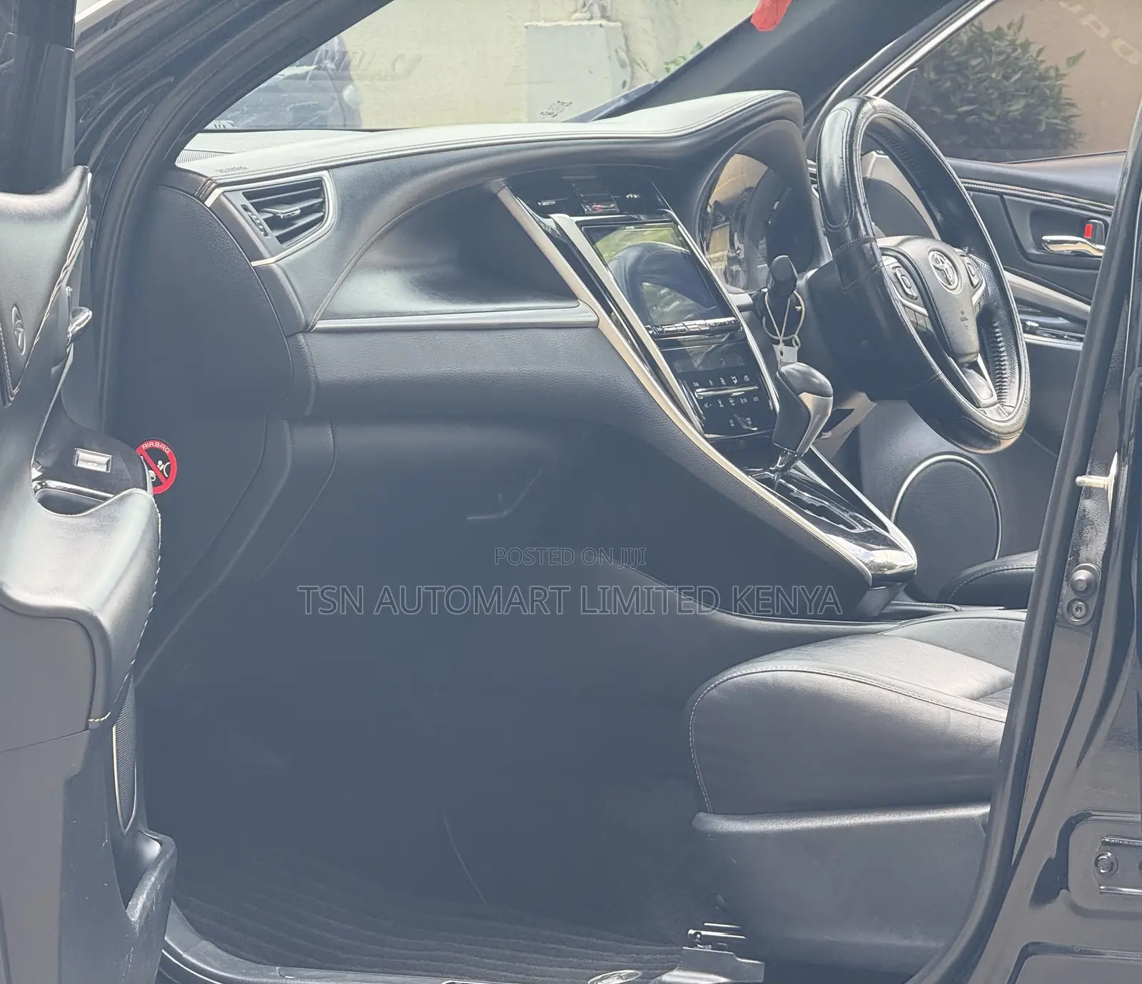 Toyota Harrier 2.0 2018 Black