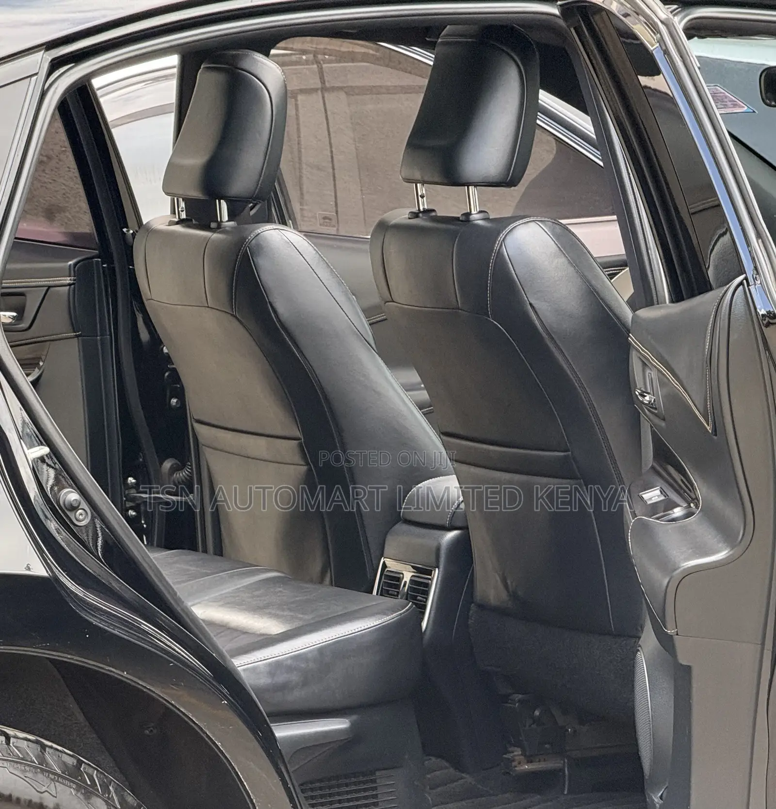 Toyota Harrier 2.0 2018 Black