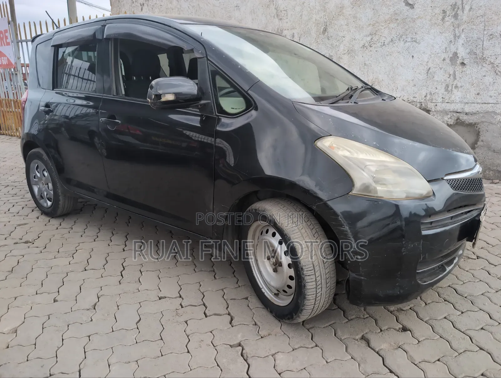 Toyota Ractis 2009 Black
