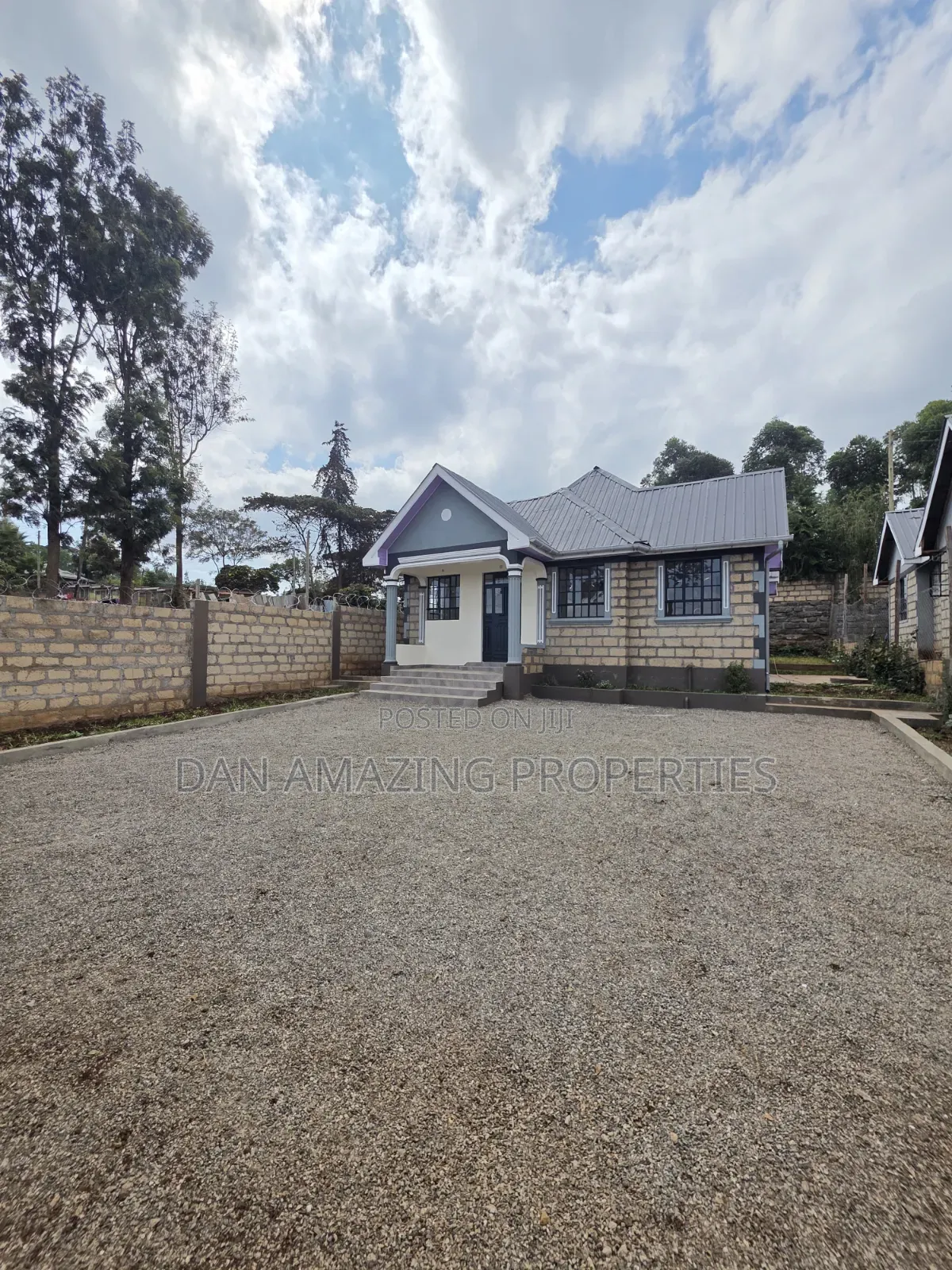 3bdrm Bungalow in Pcea Rd, Kiserian for sale