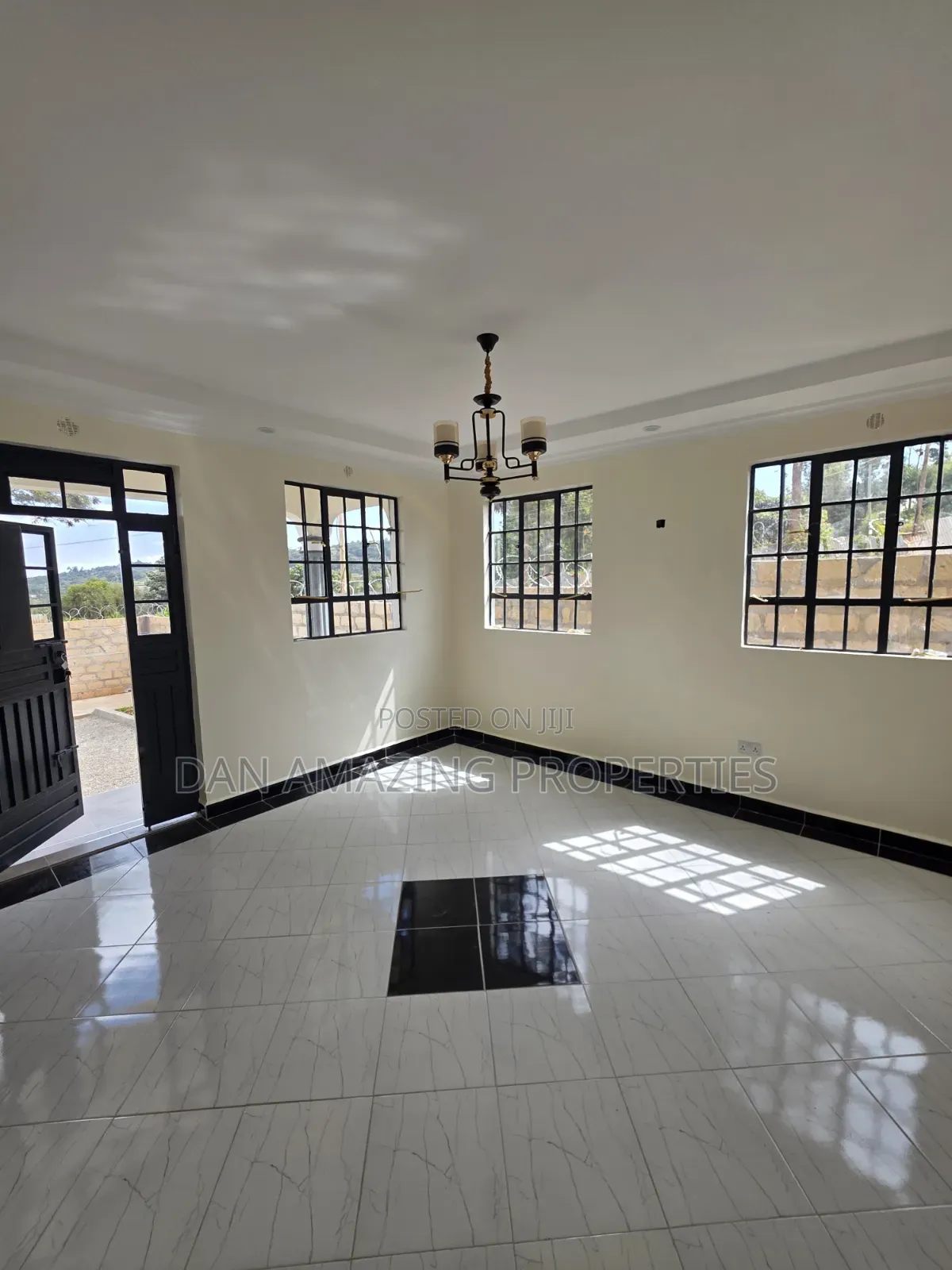 3bdrm Bungalow in Pcea Rd, Kiserian for sale