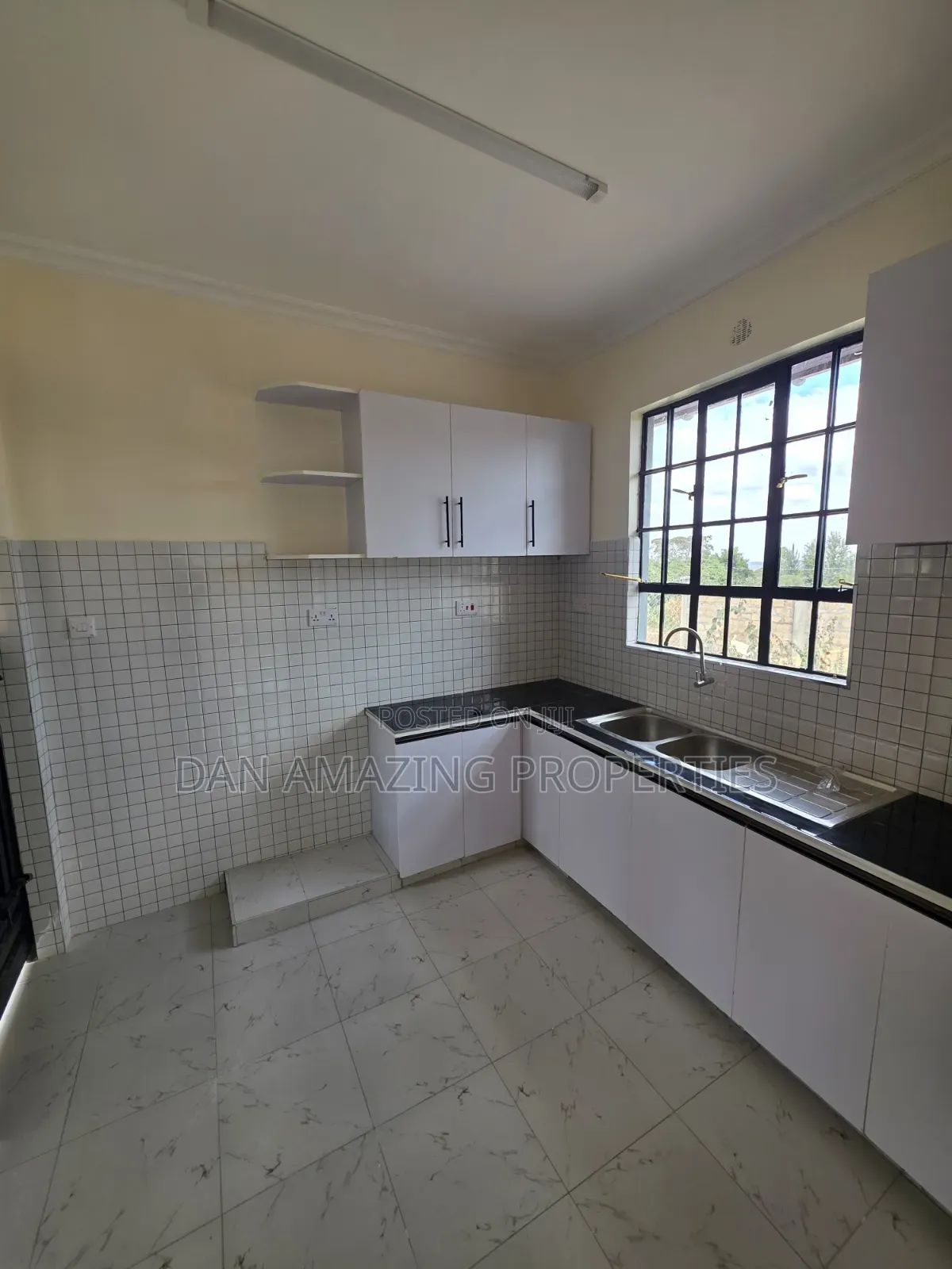 3bdrm Bungalow in Pcea Rd, Kiserian for sale