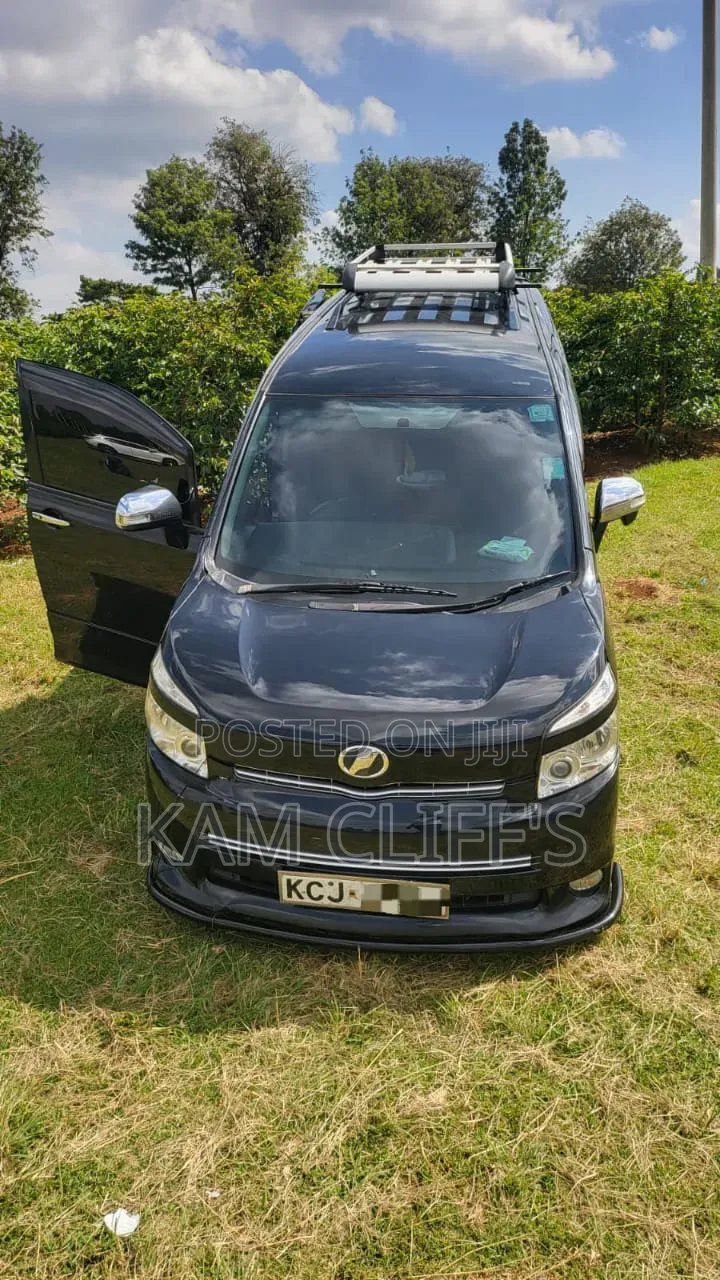 Toyota Voxy X 2WD 8-Seater 2020 Black