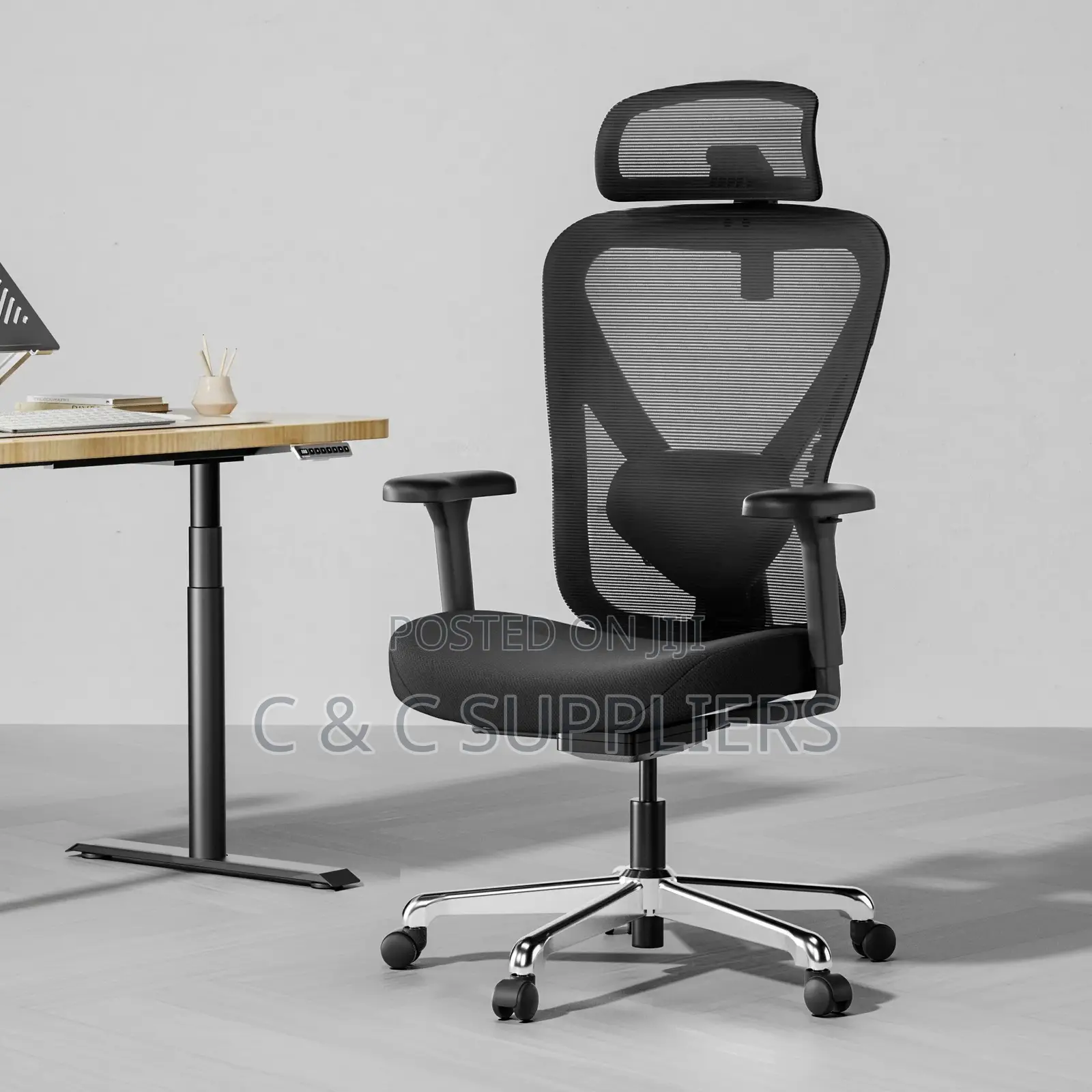 Ergonomic Swivel Chair With Adjustable Arms