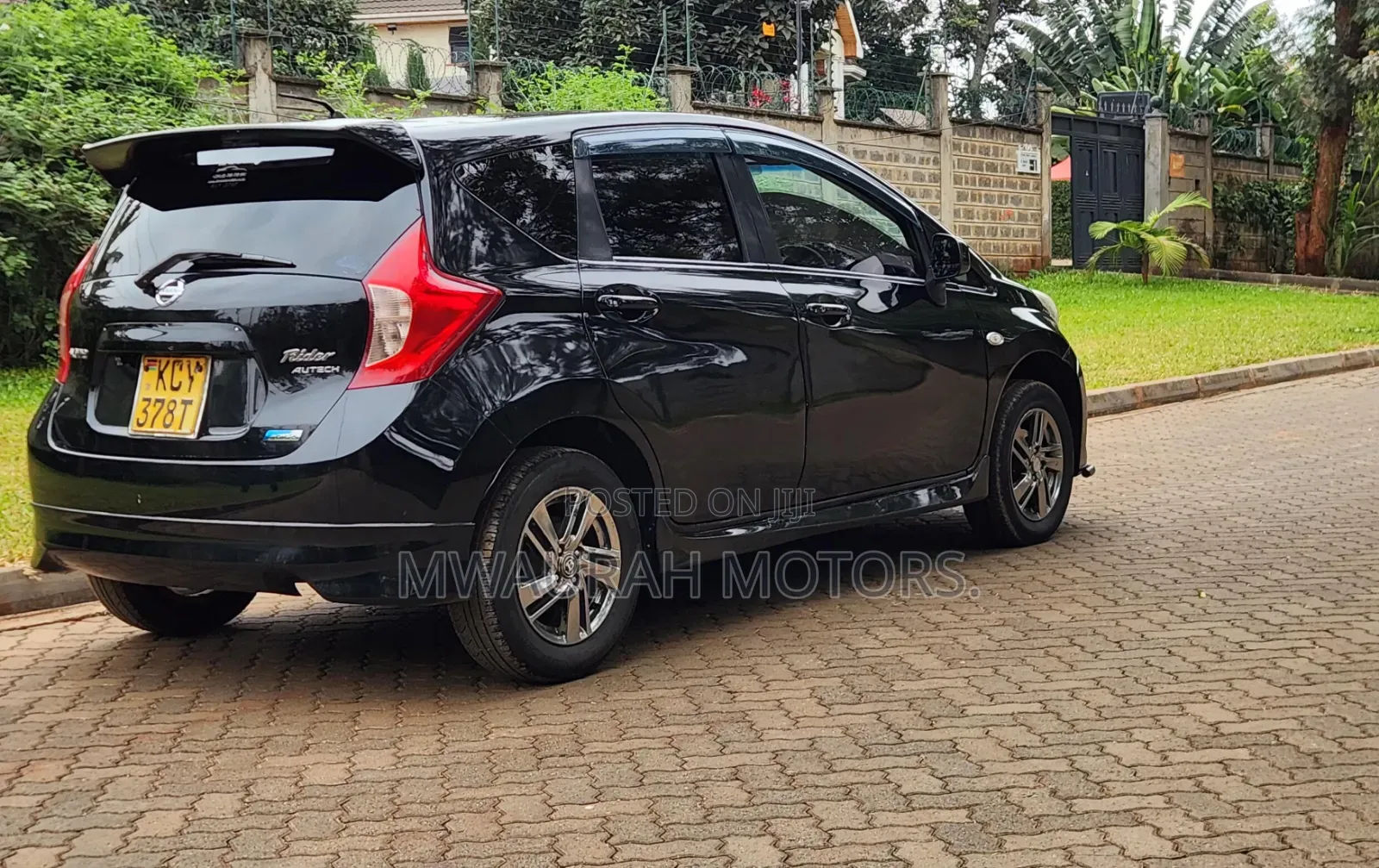 Nissan Note 2013 Black