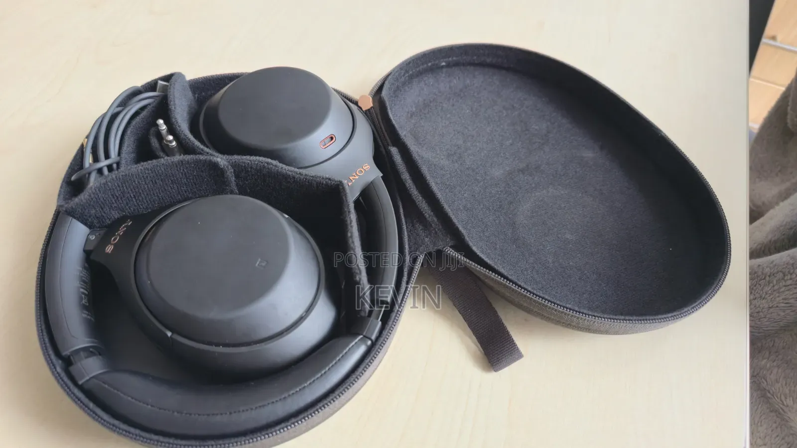 Sony WH-1000XM4 Head Phones